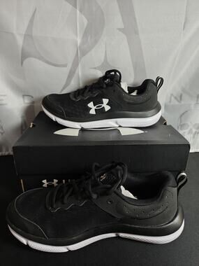 Under Armour Women's 10 Charged Assert 10 Running Shoe Black NWB